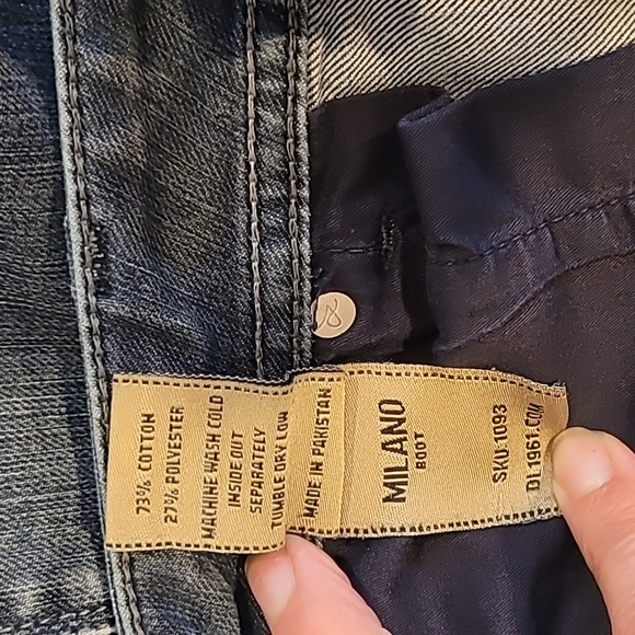 DL1961 Milano Boot Cut Jeans Low-rise - Picture 13 of 14